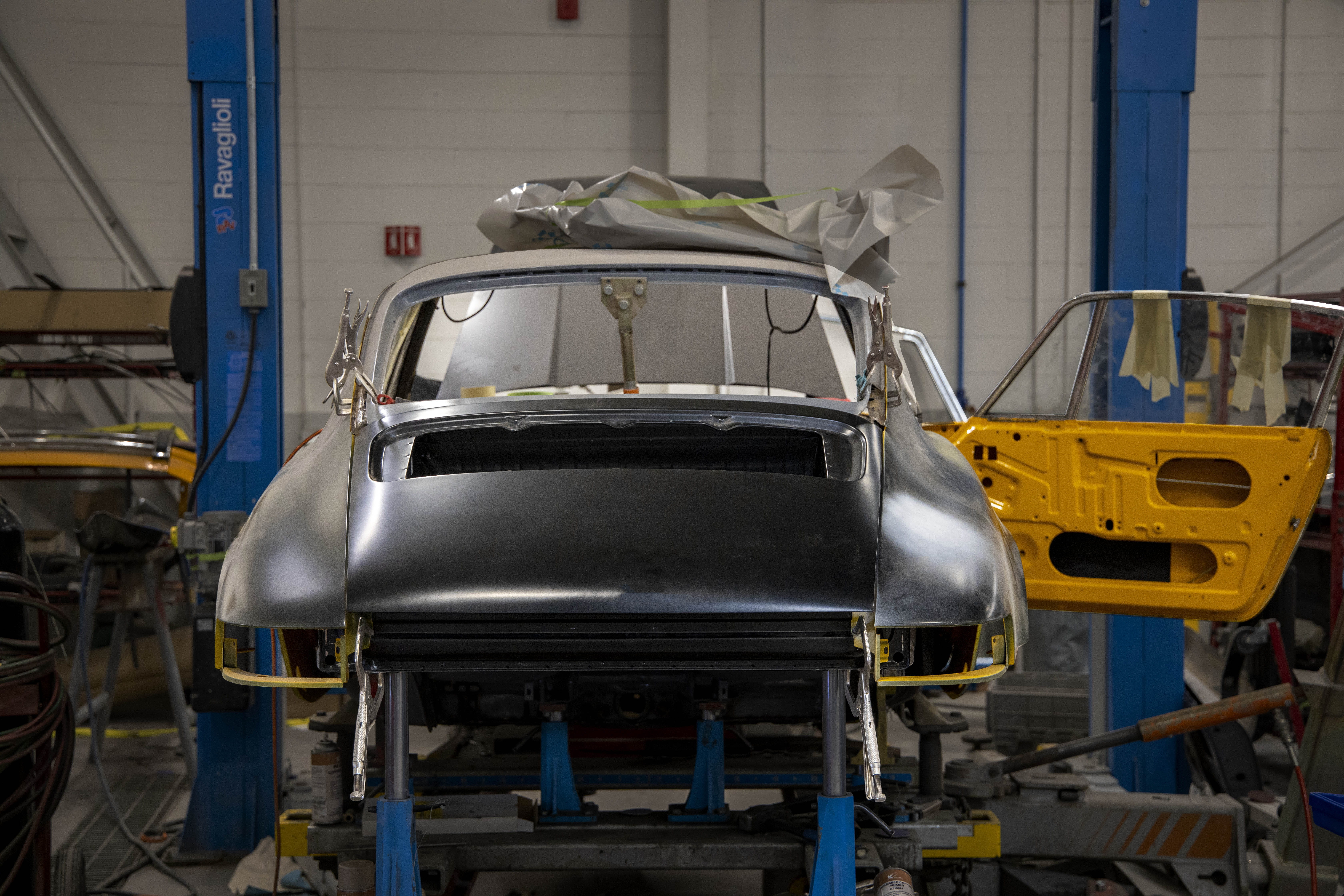 911E with epoxy primer