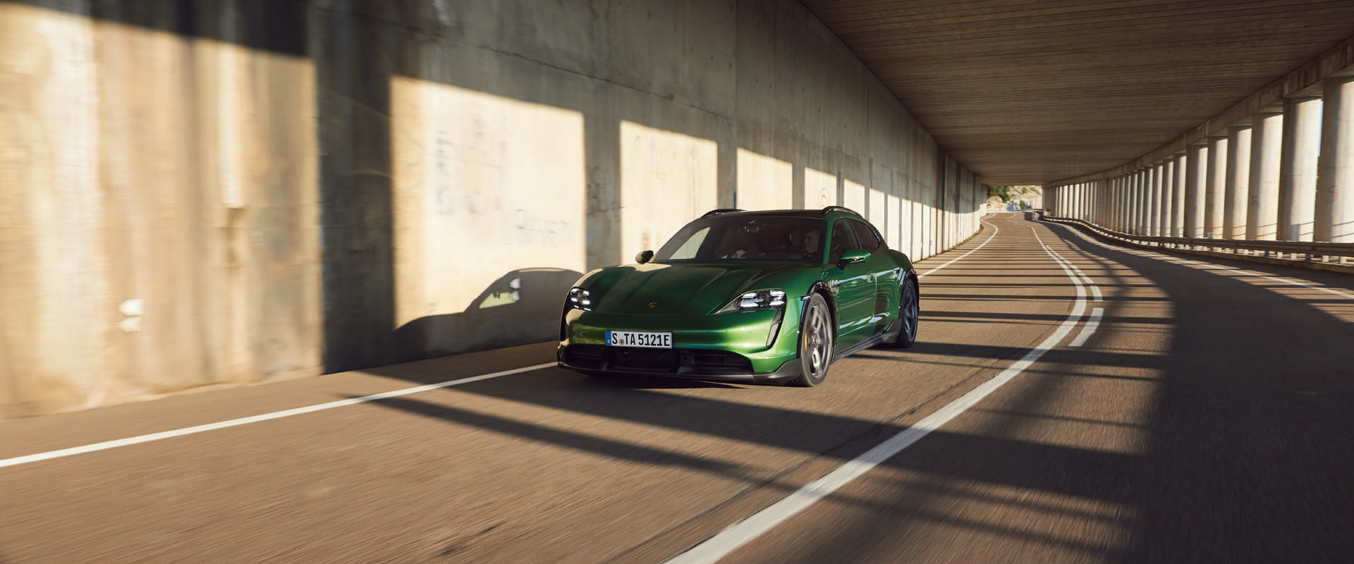 Porsche Taycan Cross Turismo