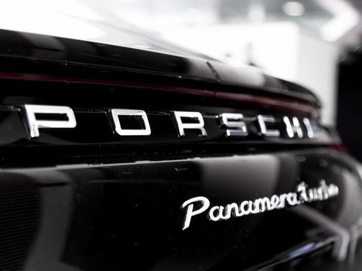 Porsche Centre Oakville