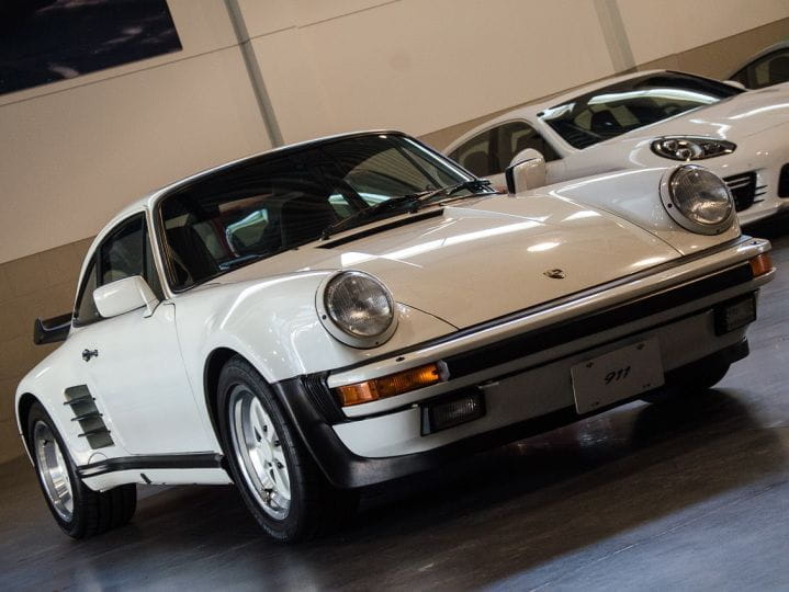 Porsche Centre Oakville