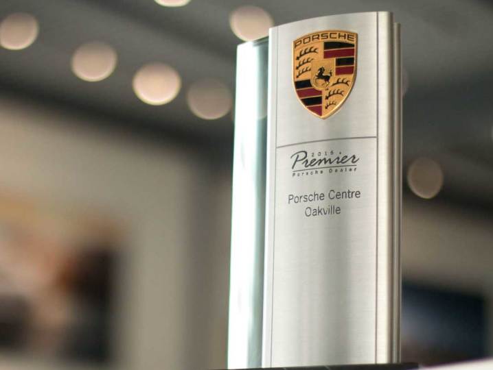 Porsche Centre Oakville