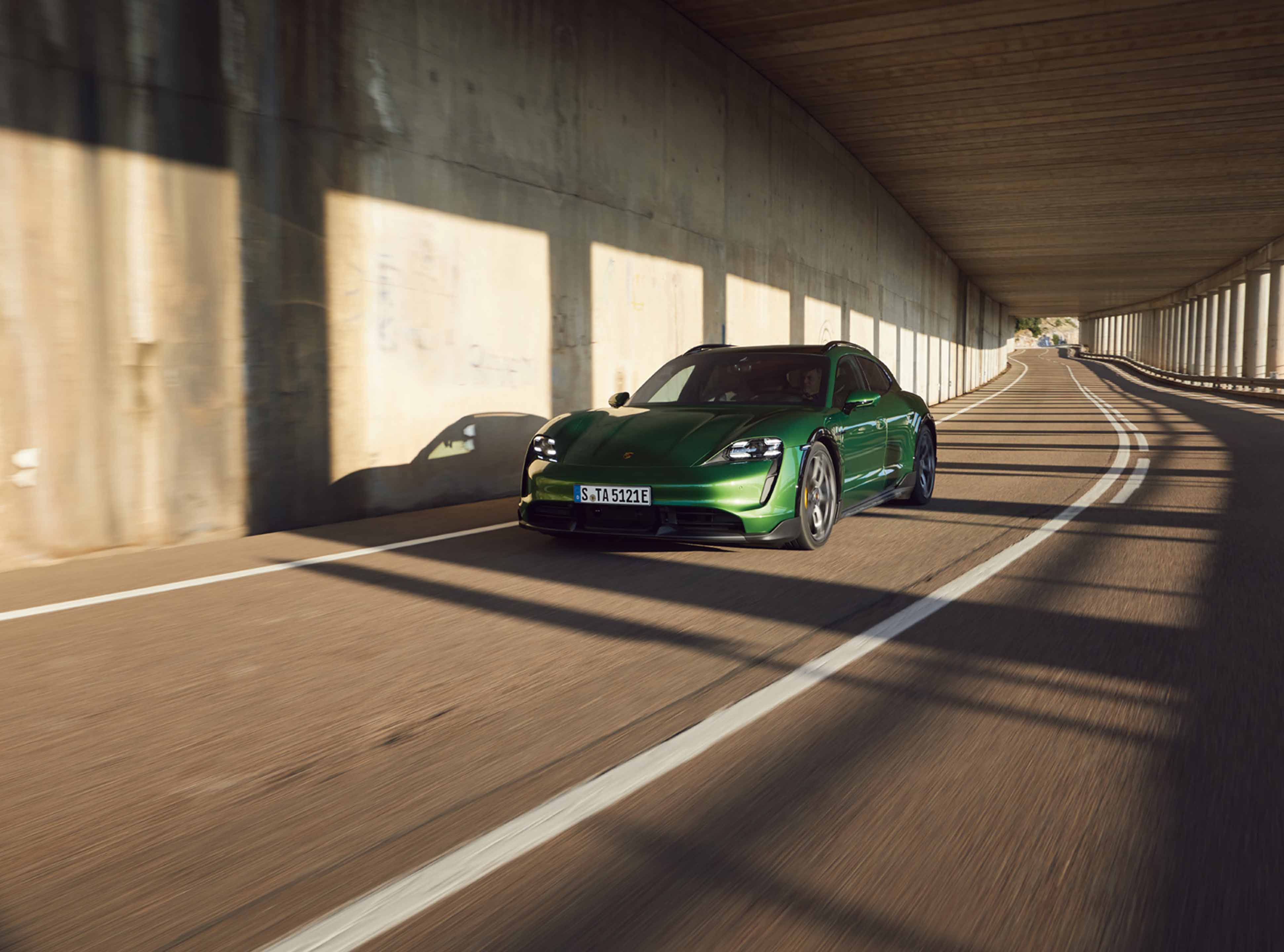Taycan Cross Tourismo Porsche Prestige