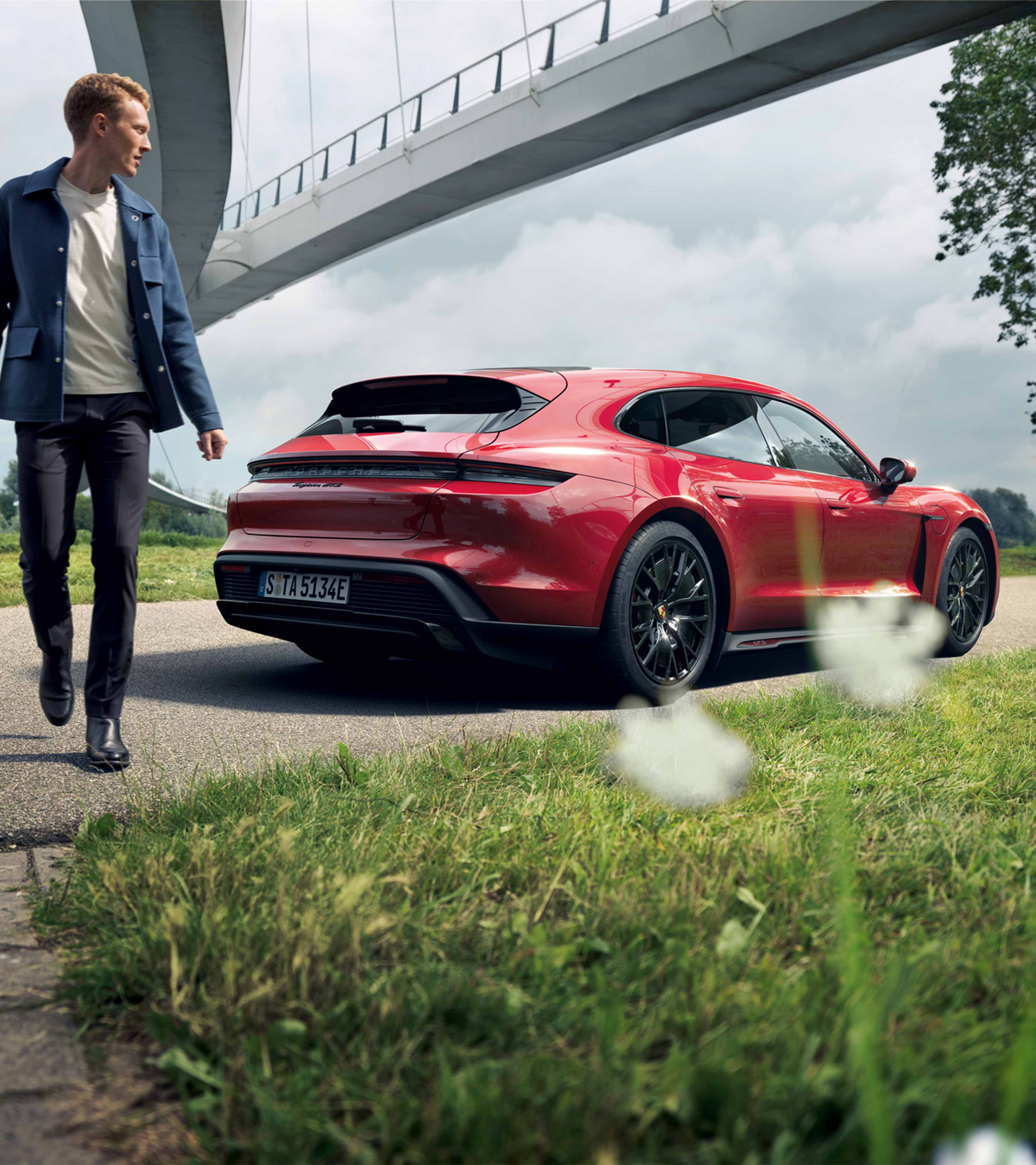 Porsche Taycan GTS Montreal