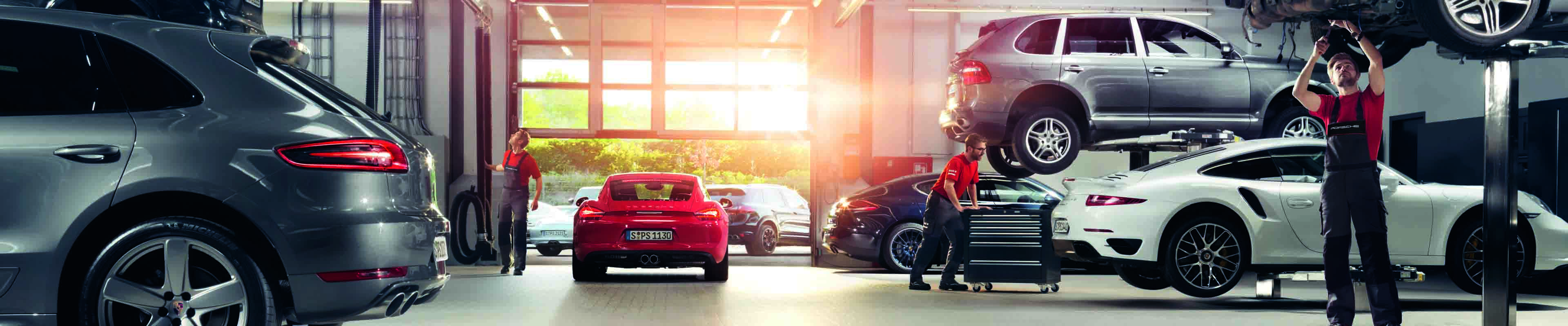 Porsche Service workshop
