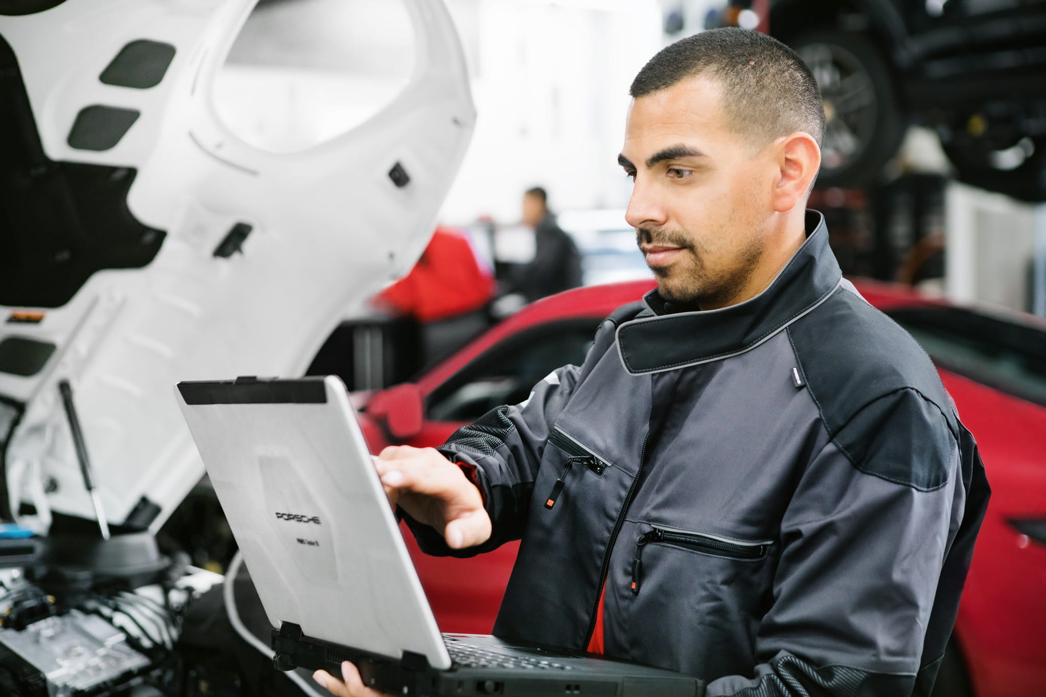 Porsche Certified Technicians