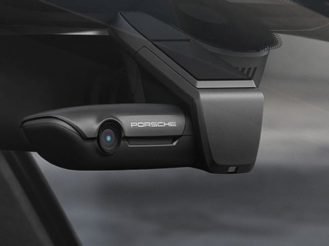 porsche front dashcam