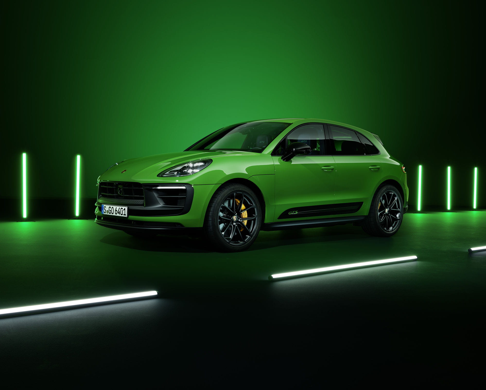 Porsche macan зеленый