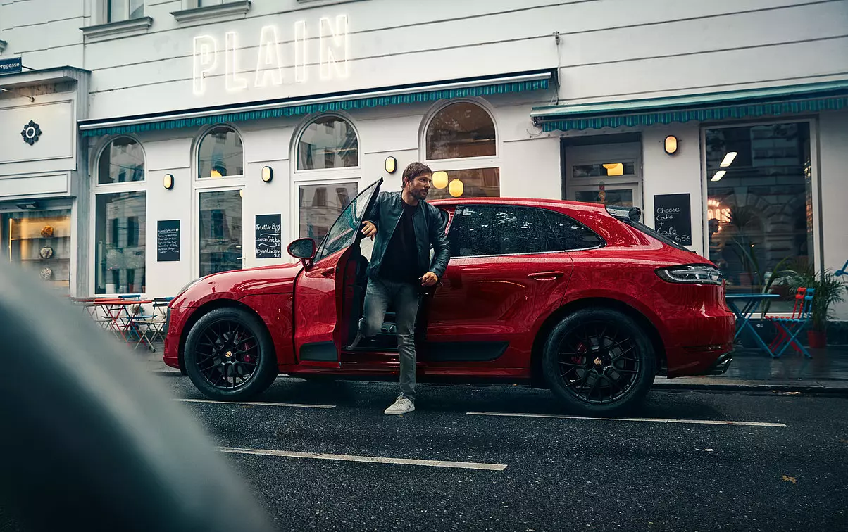 Premium Midsize SUVs Car of the Year 2019
