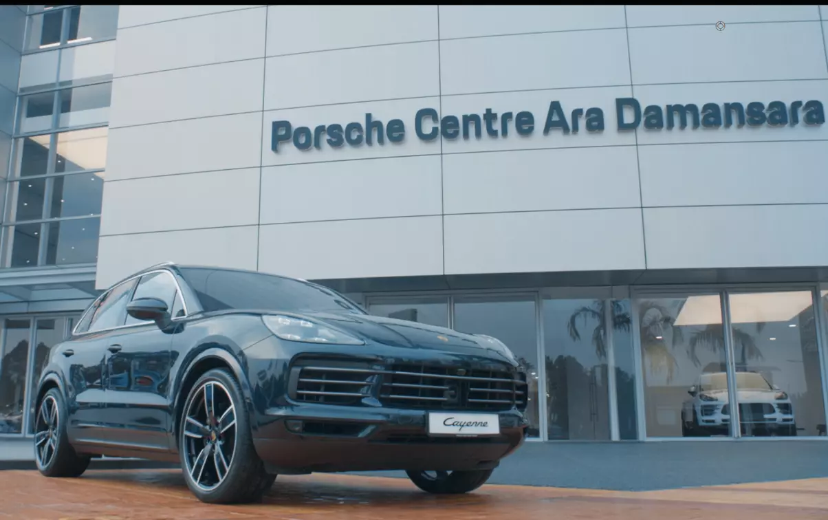 Sharing dreams with the Porsche Cayenne
