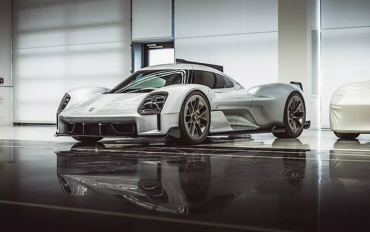 “Porsche Unseen” รถยนต์ต้นแบบที่ไม่เคยถูกเผยโฉมมาก่อน