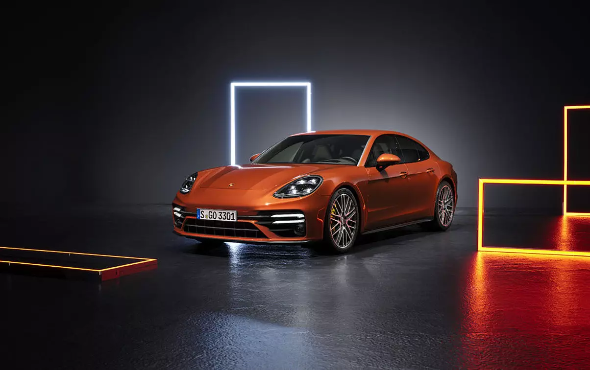 ปอร์เช่ พานาเมร่า รุ่นใหม่ล่าสุด (The new Panamera) เตรียมเผยโฉมอย่างเป็นทางการครั้งแรกในอาเซียน พร้อมการประกาศราคาใหม่ที่ดึงดูดใจยิ่งขึ้น