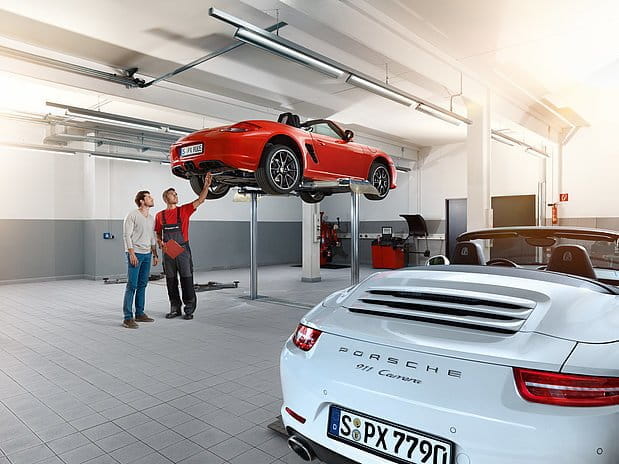 Пряма прийомка автомобілів Porsche.