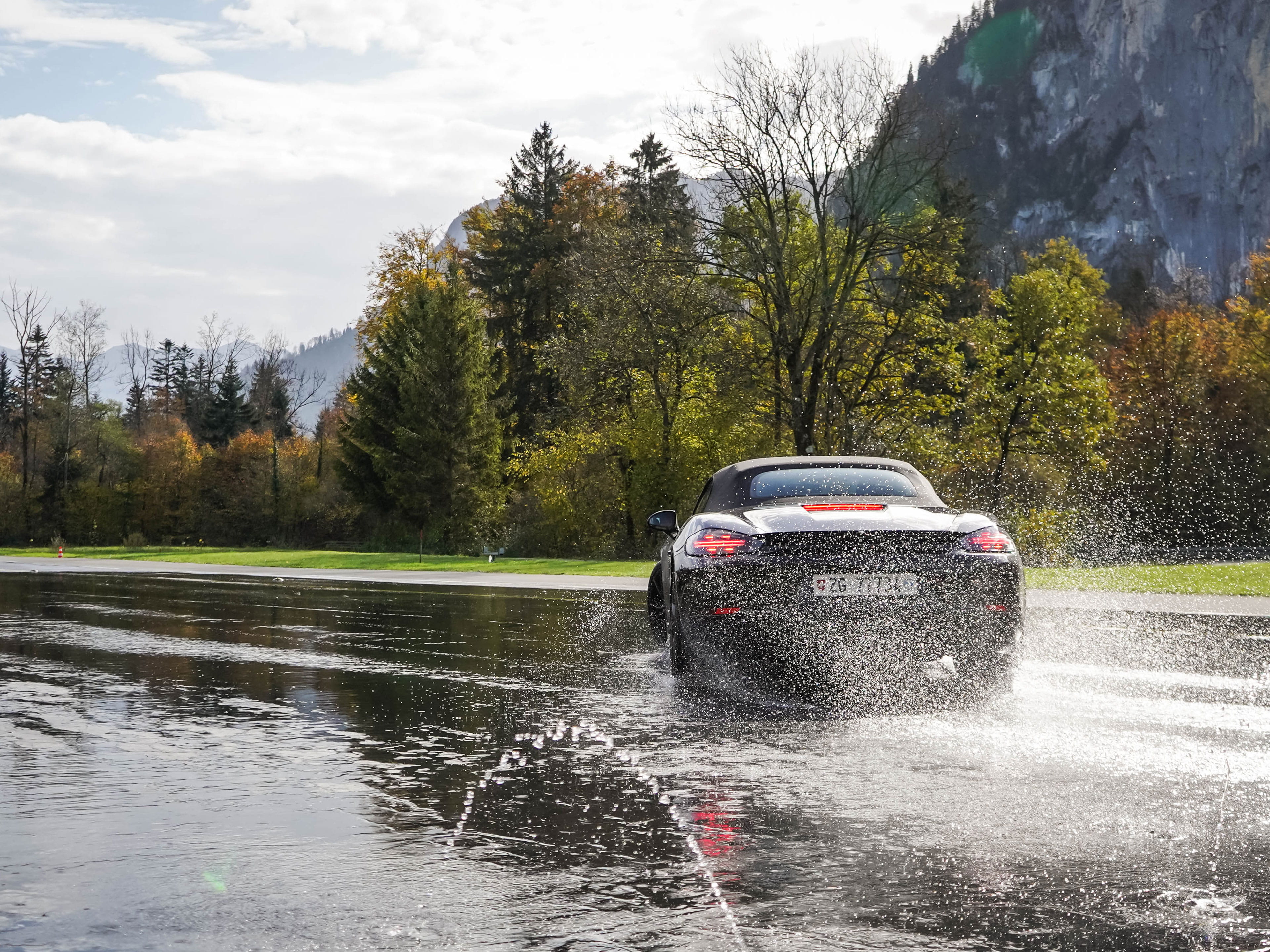 Fahrtraining im TCS Fahrzentrum Niederstocken.