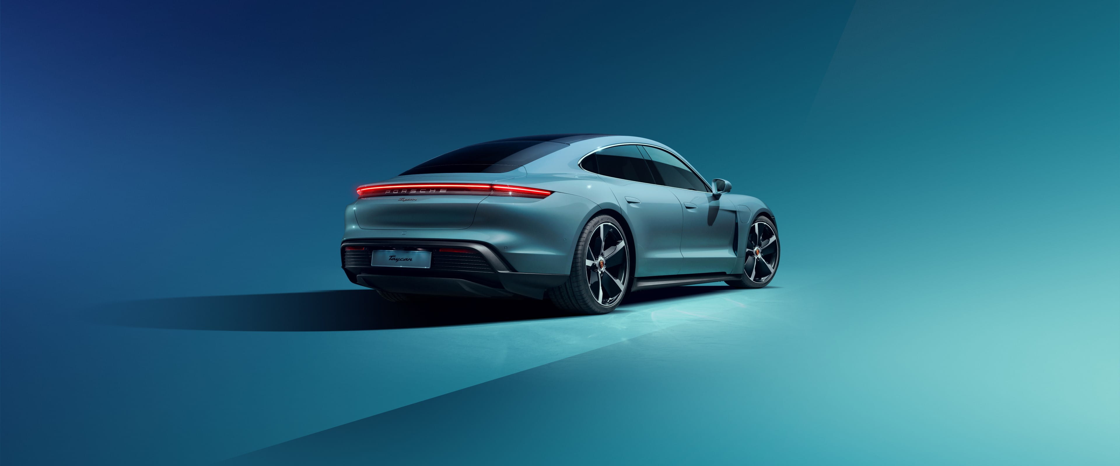 Explore the Porsche Taycan range