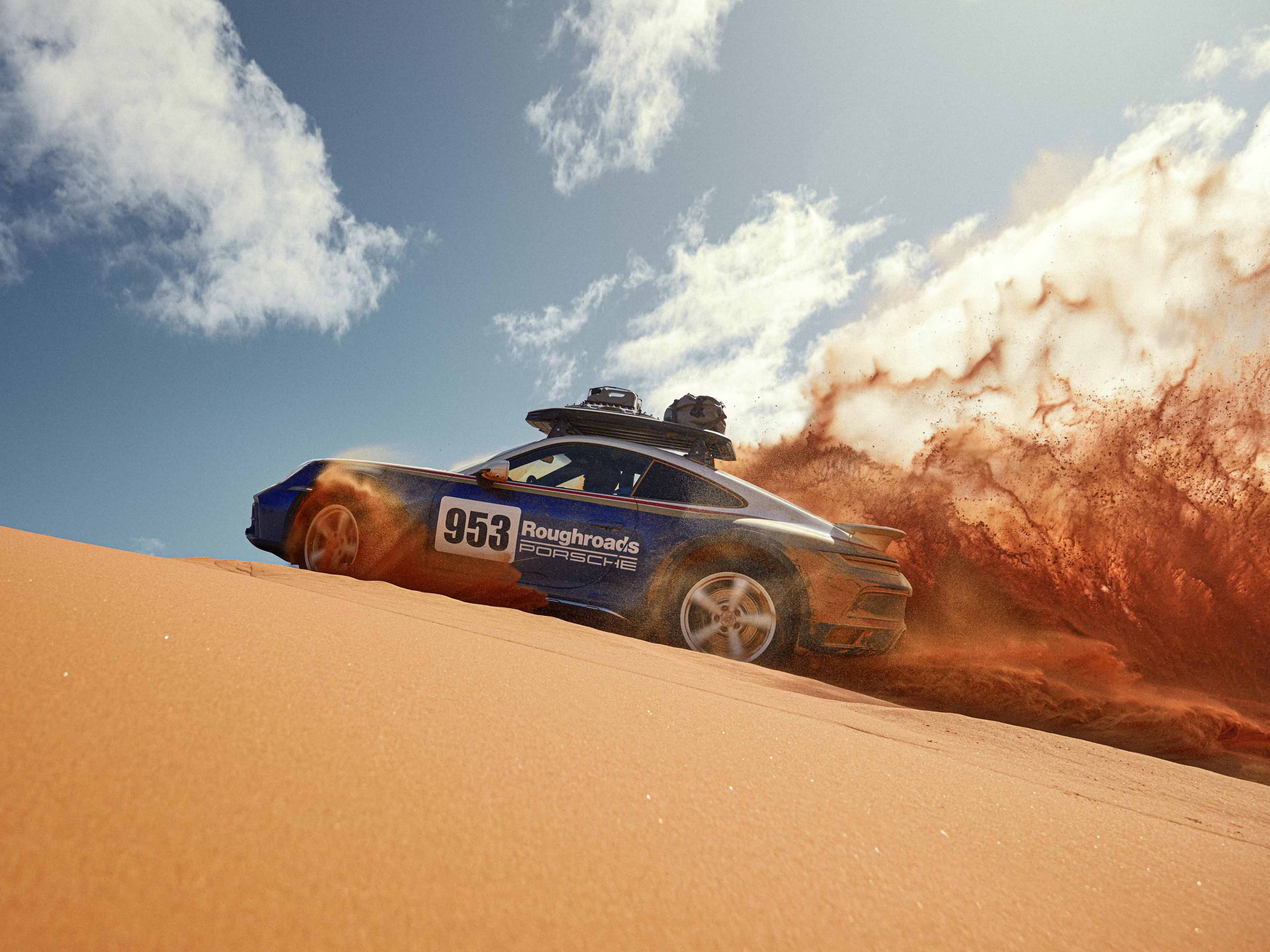 Terrängsportbil med vinnargener - nya Porsche 911 Dakar