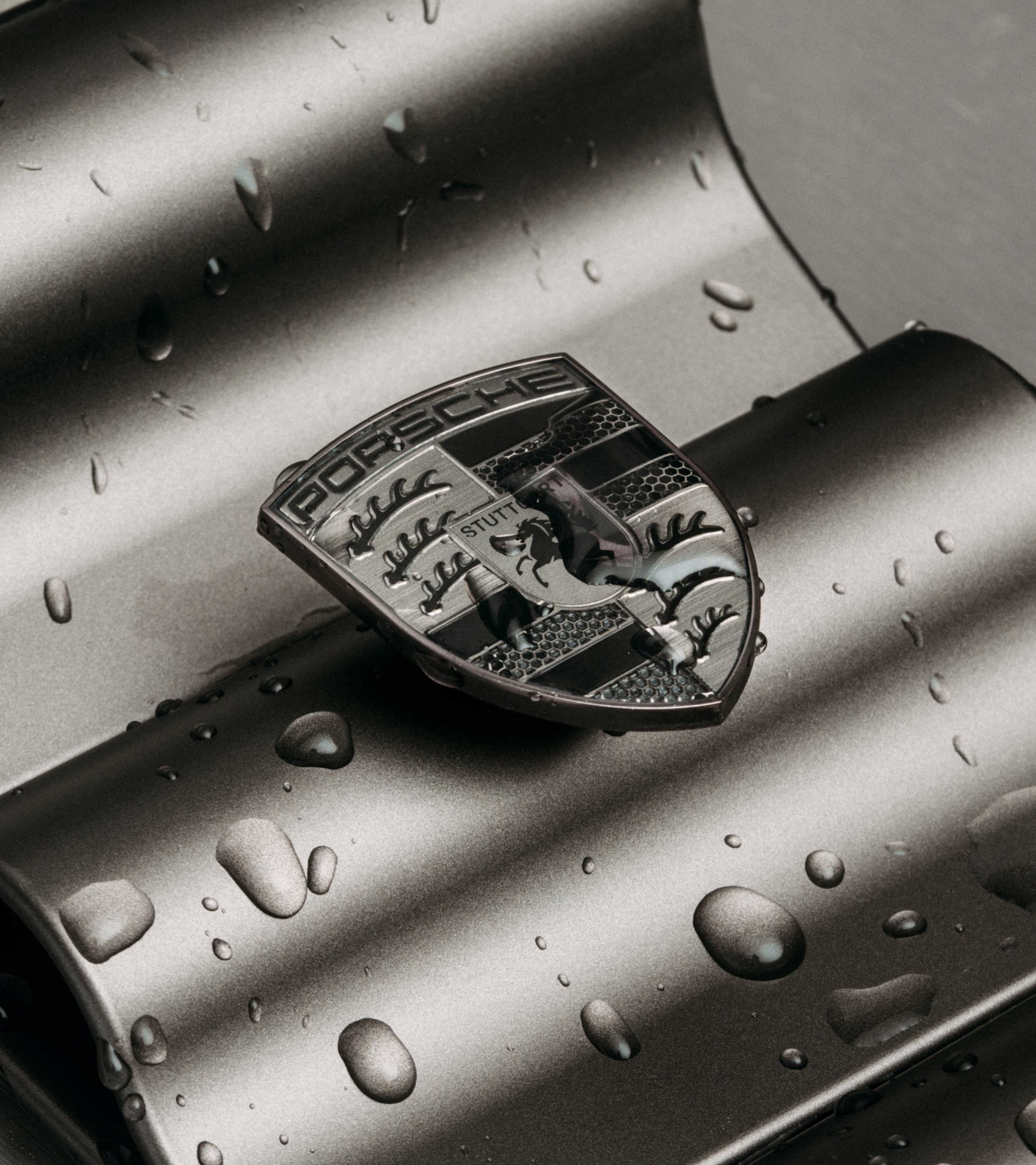 Porsche x Pantone present the exclusive color Turbonite in the Pantone Fashion Color Trend Report Spring/Summer 2025/2026